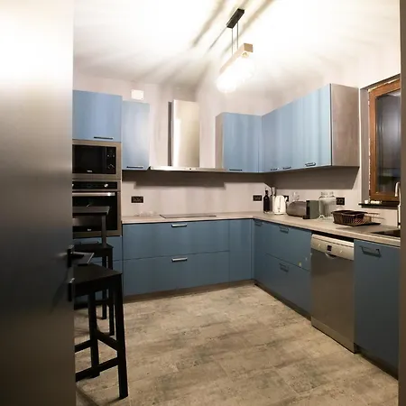 Maison De L'amour * Brebu Nou